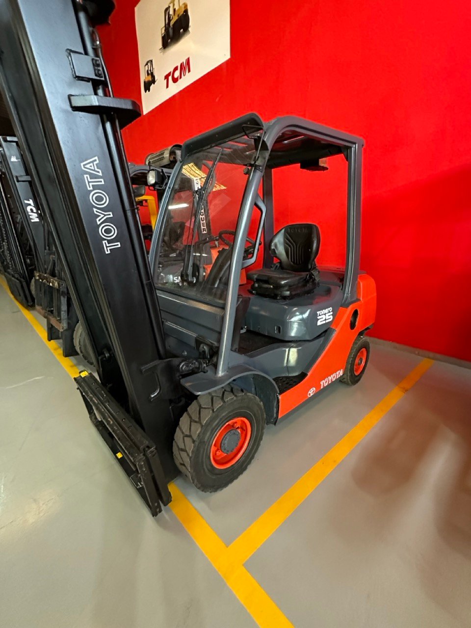 You are currently viewing Pourquoi louer un chariot élévateur au Maroc est plus rentable que l’acheter